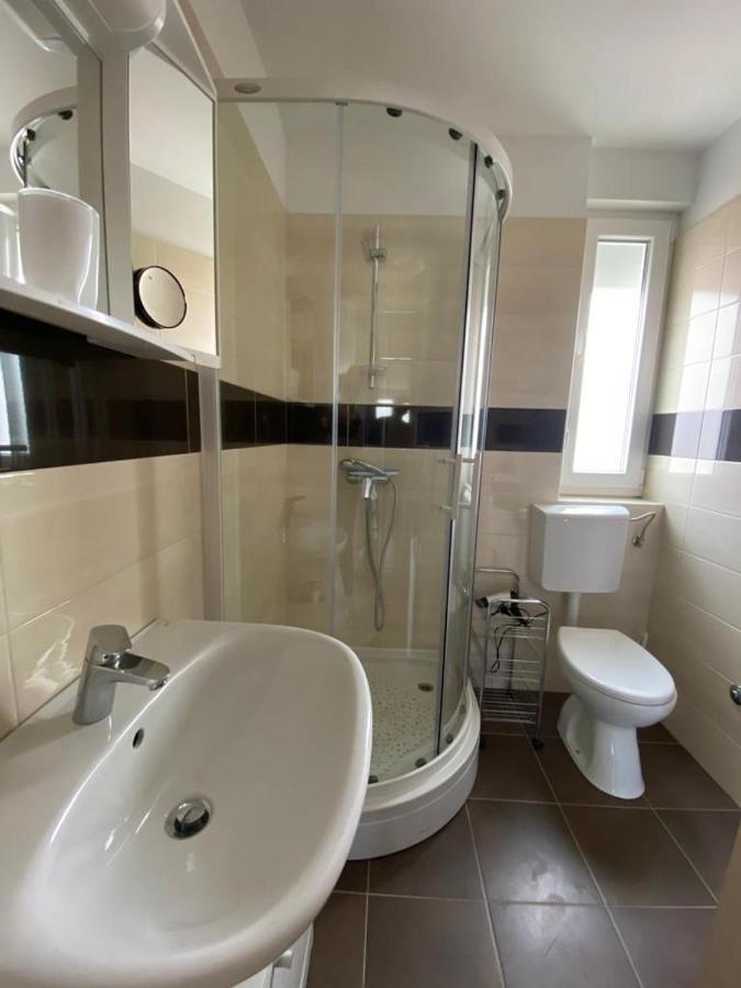 Apartman Erika Нин Экстерьер фото