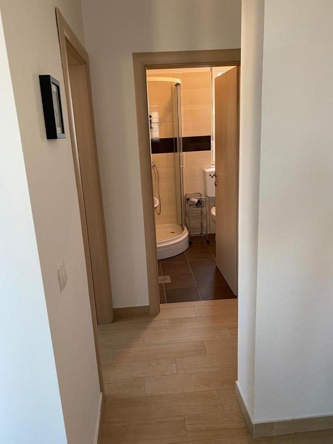 Apartman Erika Нин Экстерьер фото
