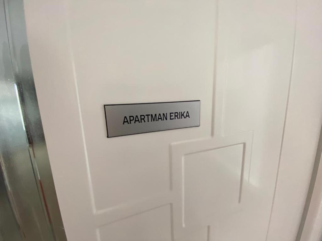 Apartman Erika Нин Экстерьер фото